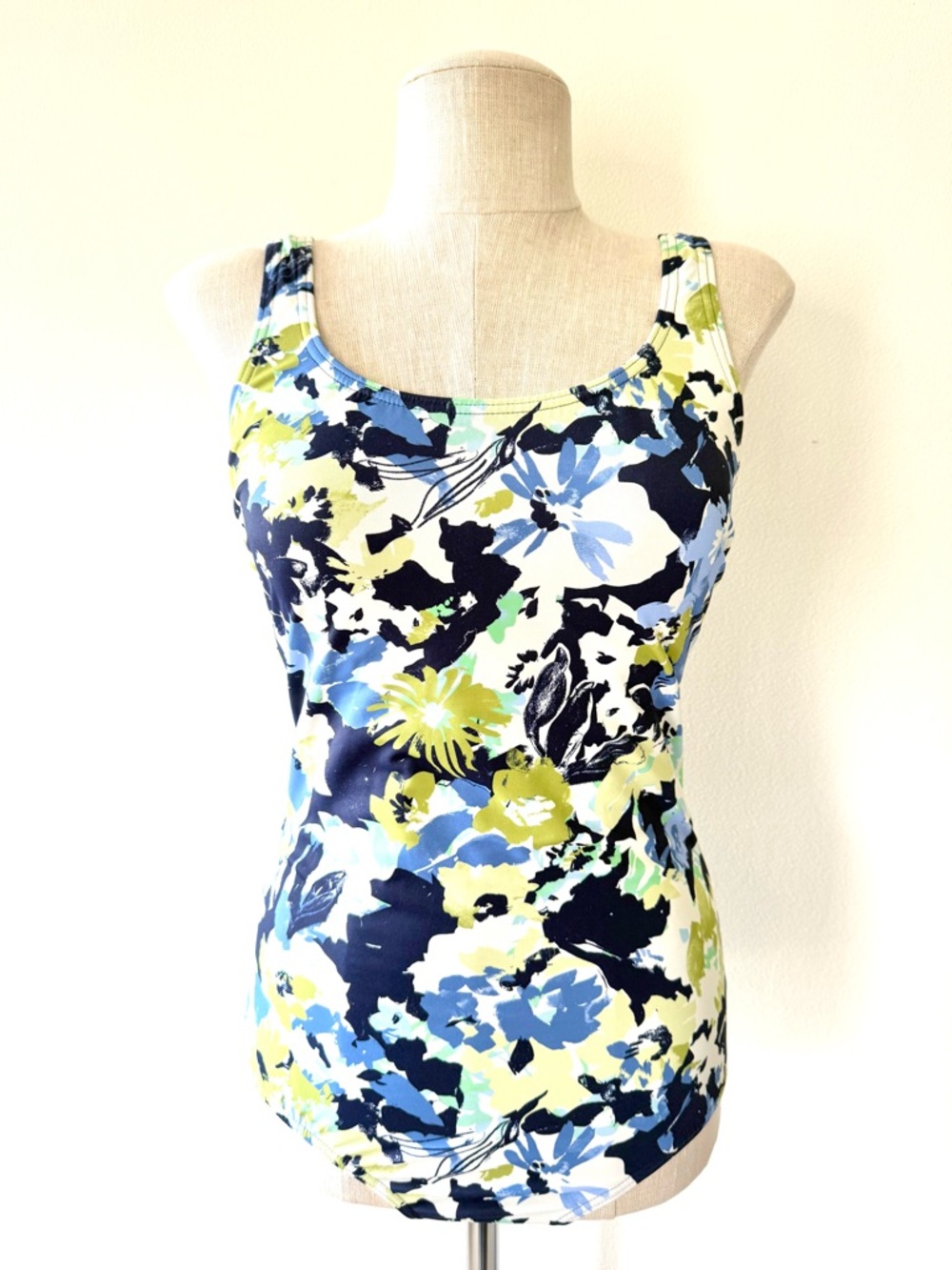 Lands' End Tugless One Piece Swimsuit Floral Tummy Control Deep Sea Navy Sz 10L